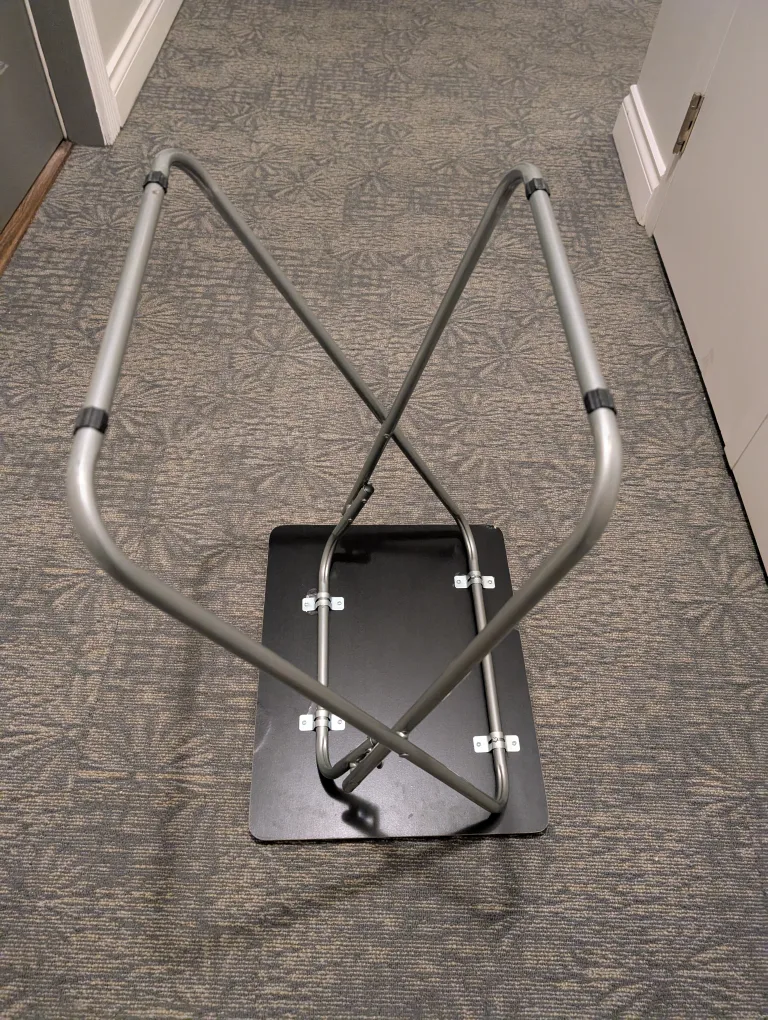 Folding Table - Lightweight & Portable image indicator(4)