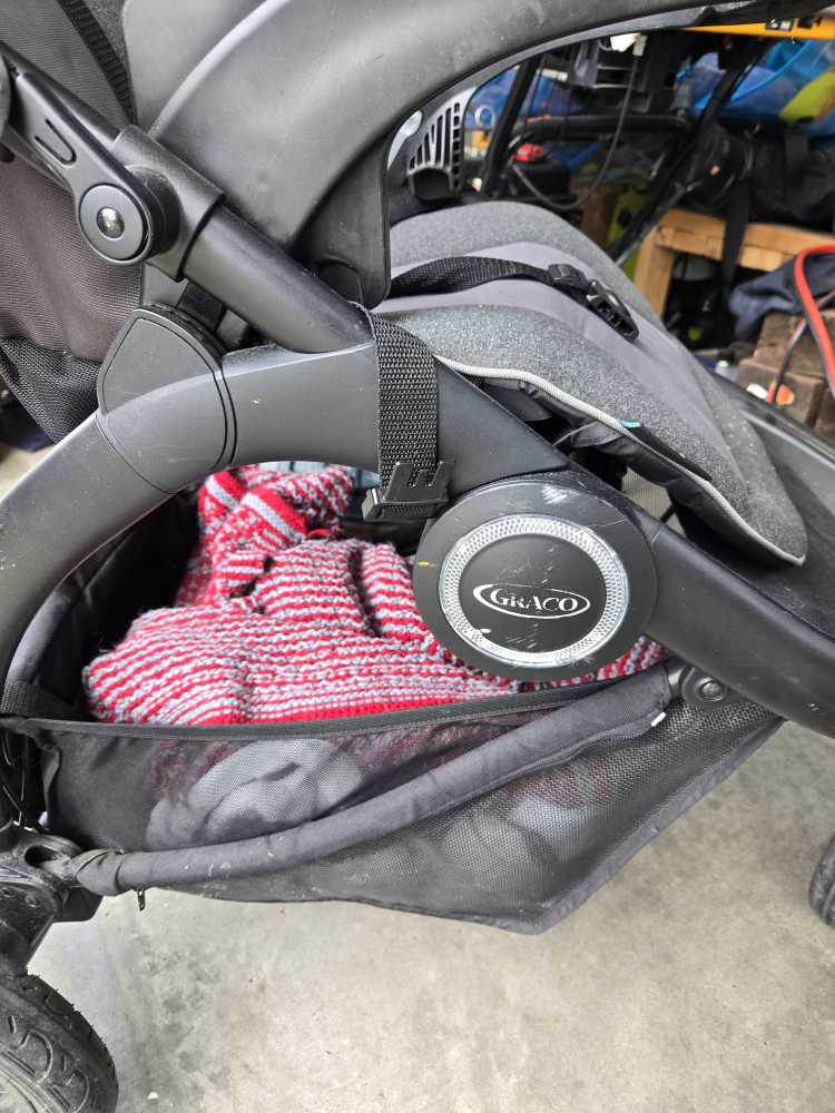 Graco Jogger Stroller - photo 2