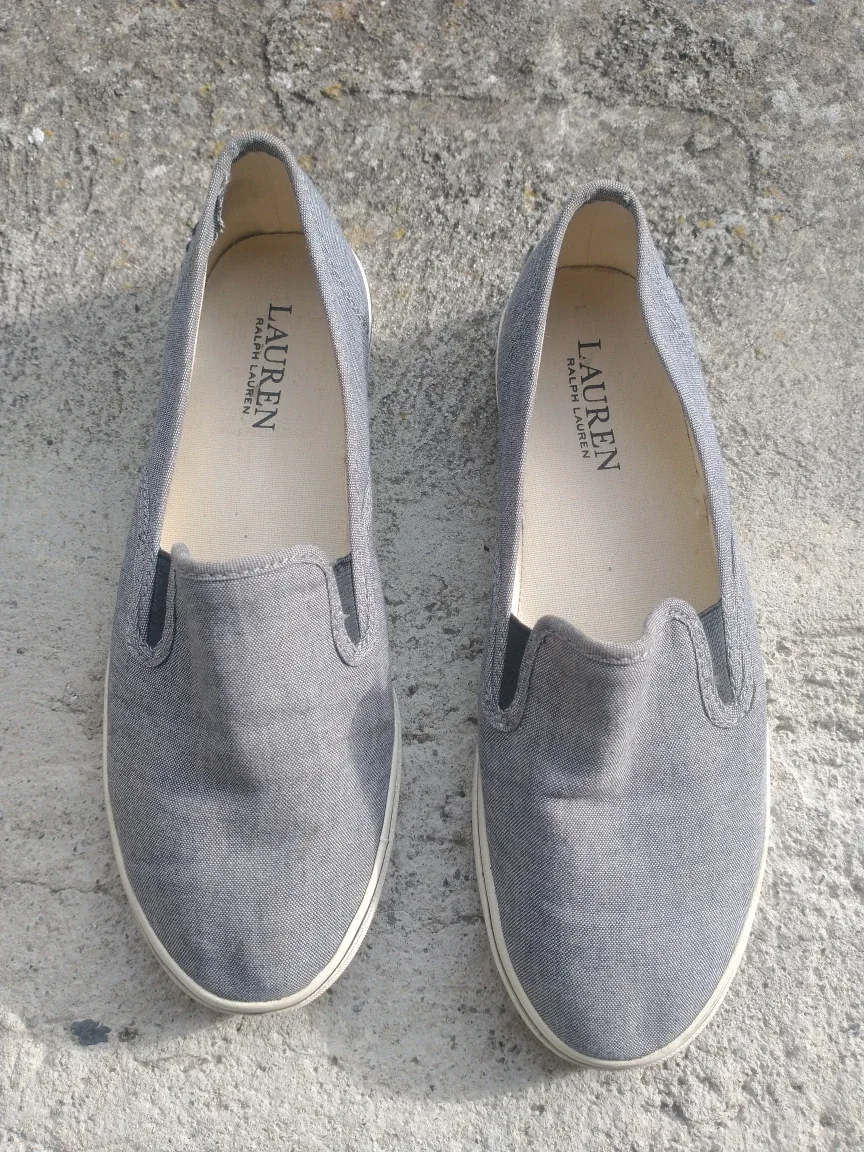 Lauren Ralph Lauren Grey Slip On Shoes Size 7 image indicator(2)