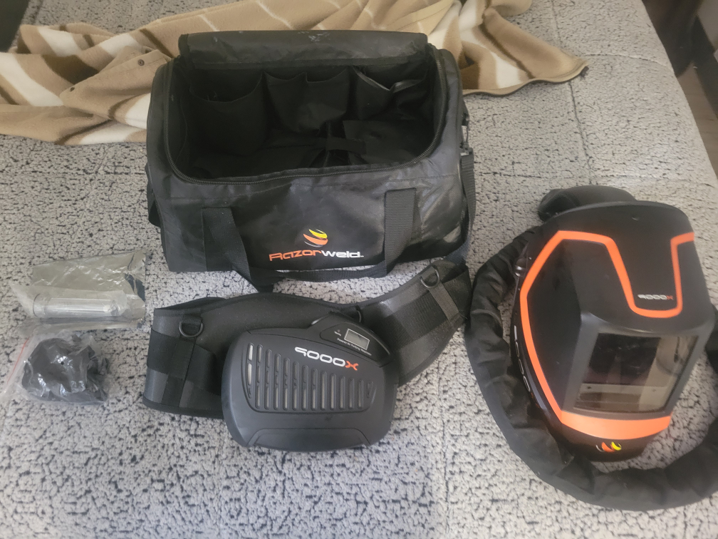 Razorweld Welding welding helmet with air purifying system - photo 3