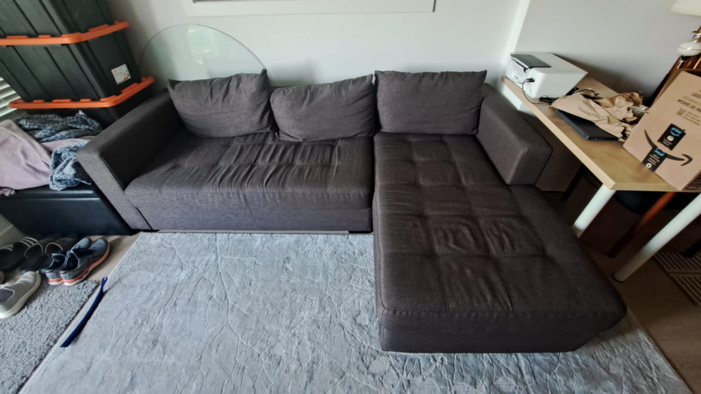 Sectional Couch - photo 2