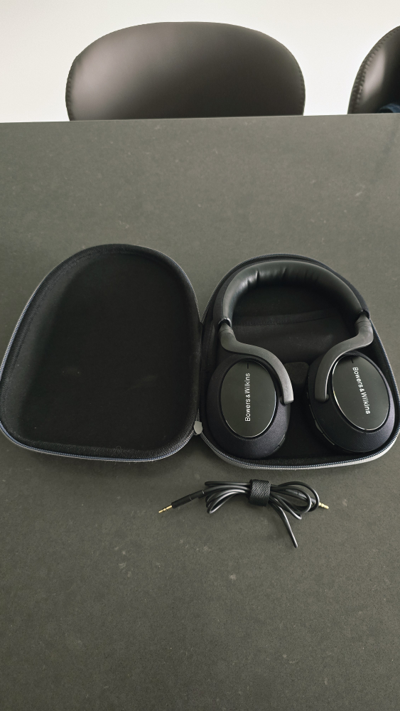 Bowers & Wilkins PX7 Carbon Edition - photo 4