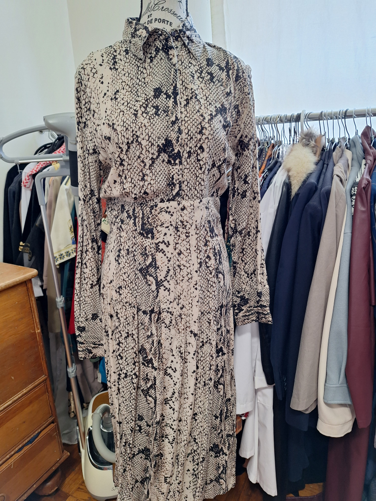 Snakeskin Print Dress, Locke & Key - photo 4