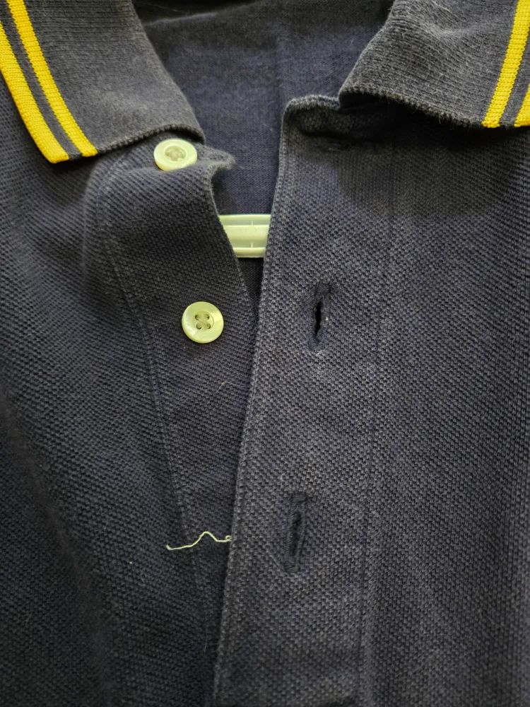 Fred Perry Polo Shirt - Size S image indicator(3)