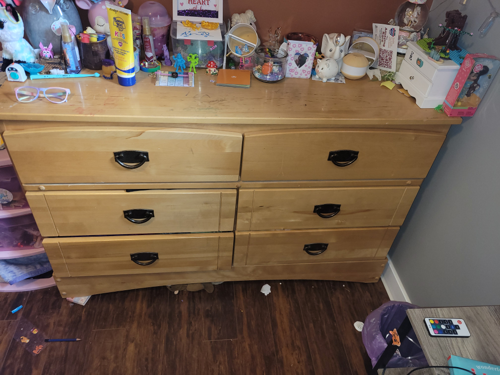 Wooden 6-Drawer Dresser