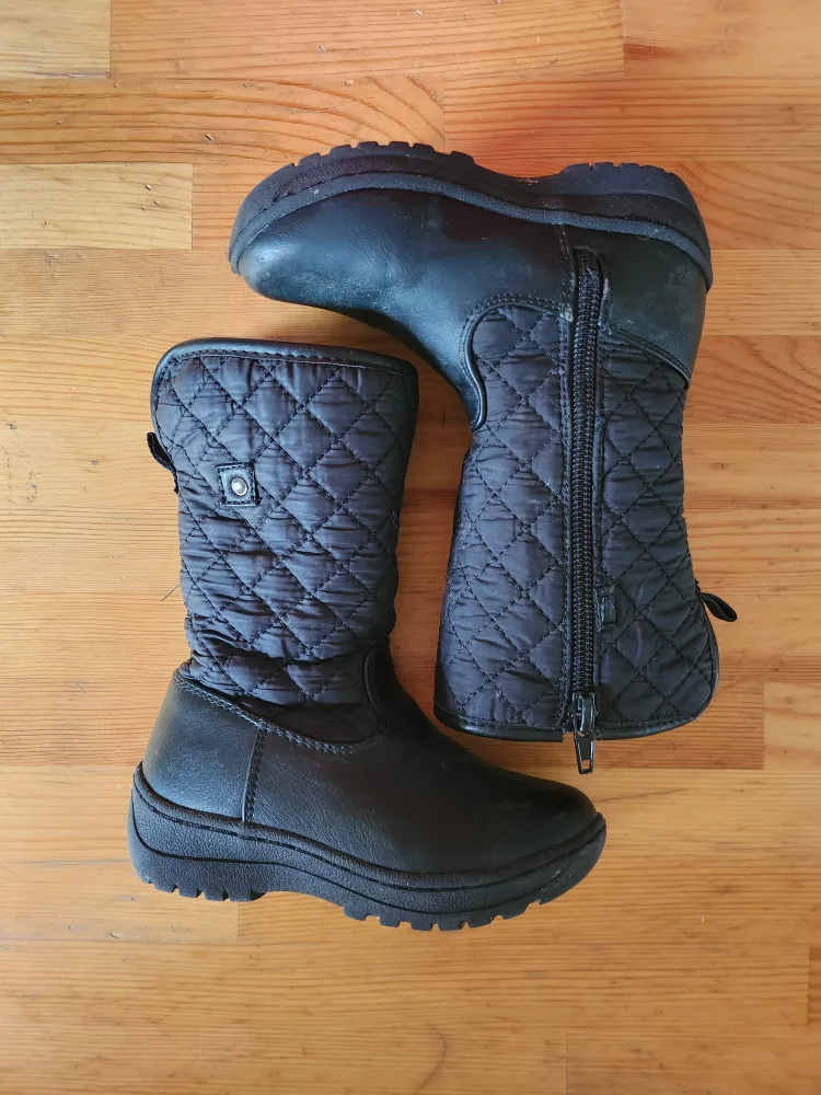 Girls Black Boots by Joe Fresh - Size 8 thumbnail