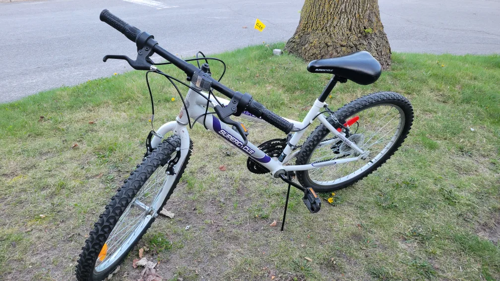 Supercycle Mountain Bike - White 24" thumbnail