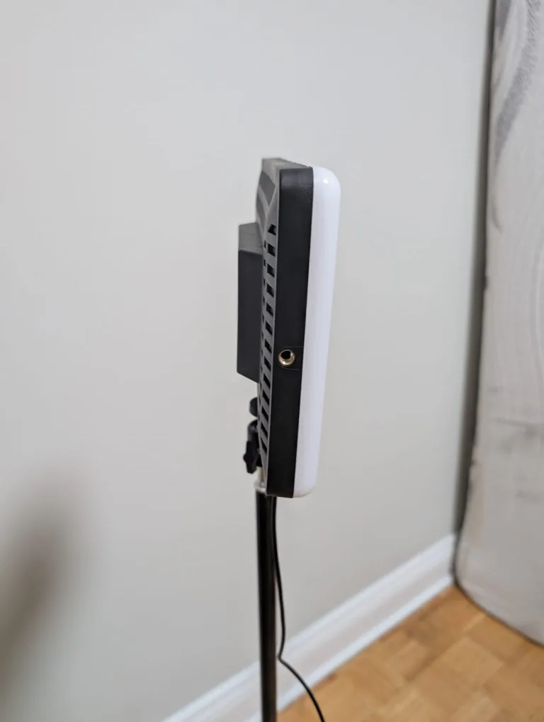 🥕 PL-26Fill light with adjustable stand image indicator(8)