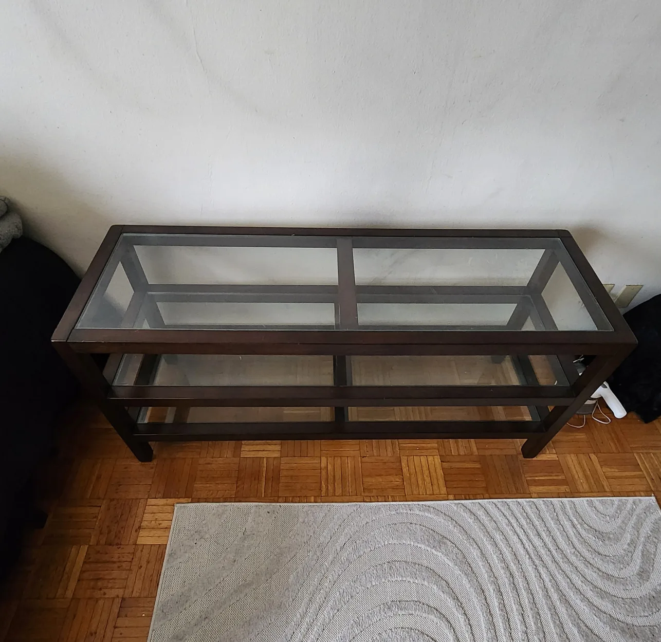 Wooden Glass Top TV Stand (4ft'5in x 1ft'10in) image indicator(2)