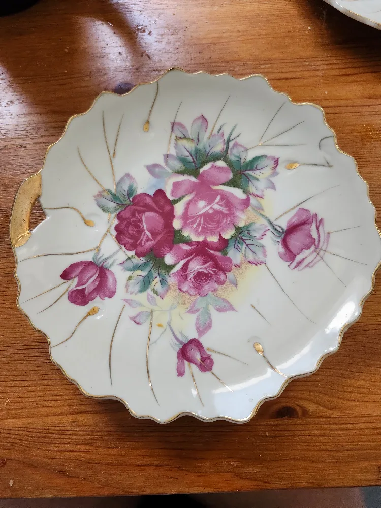 Vintage Floral Decorative Plate image indicator(2)