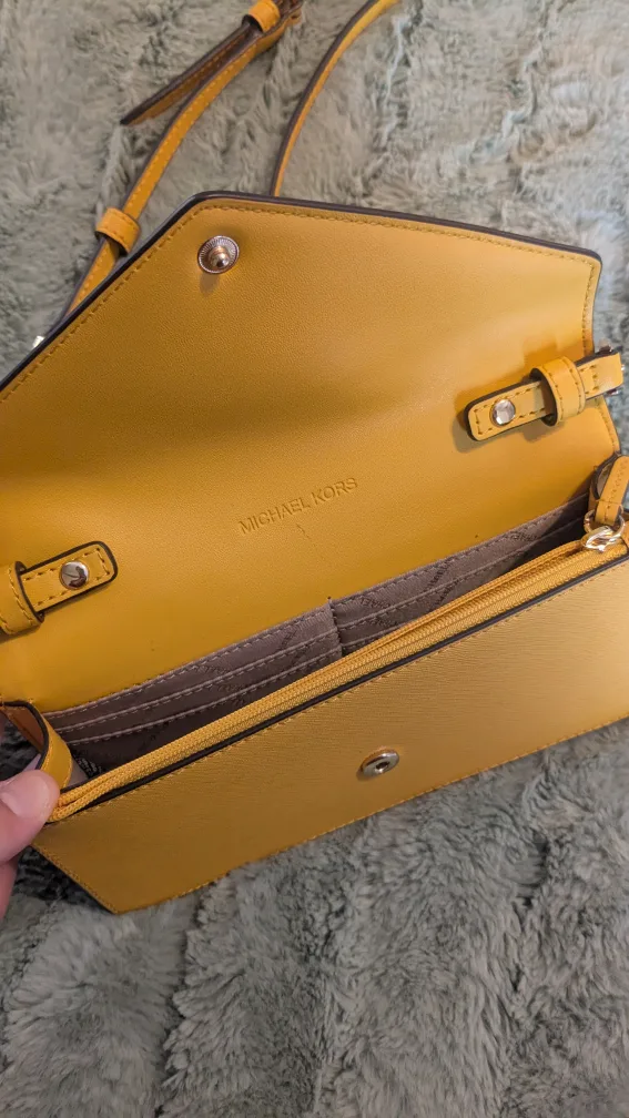 Michael Kors Mustard Yellow Crossbody Bag image indicator(3)