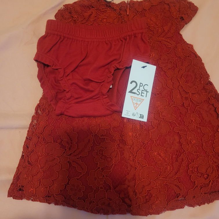 New GUESS 2PC Set Dress - Size 3/6M - photo 4