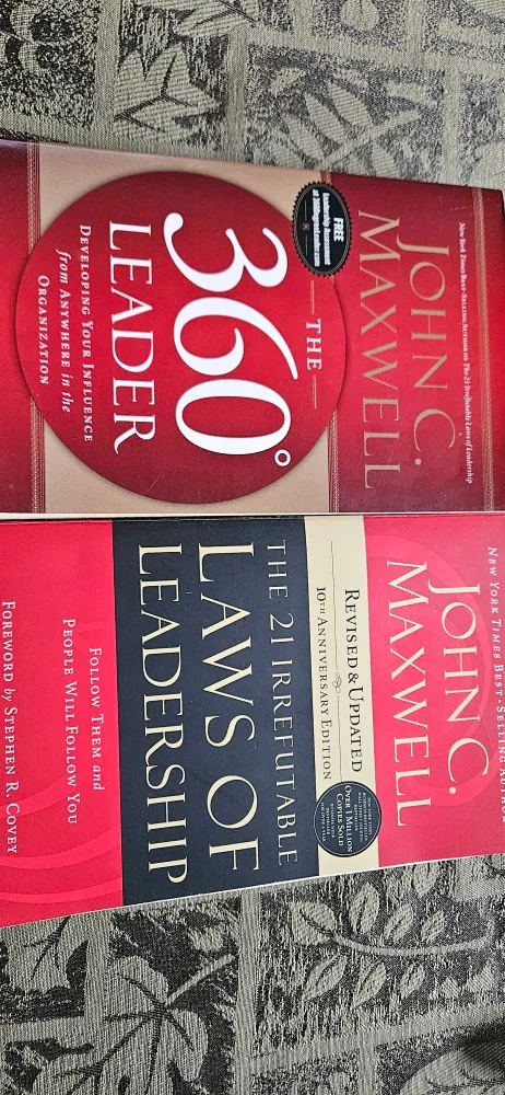 John C. Maxwell Leadership Books - 360 Leader & Laws thumbnail