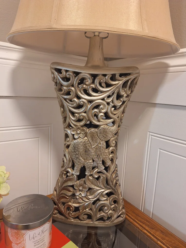 Decorative Silver Elephant Lamp from Bombay image indicator(2)
