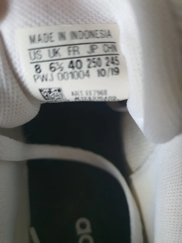 Adidas White Sneakers image indicator(3)