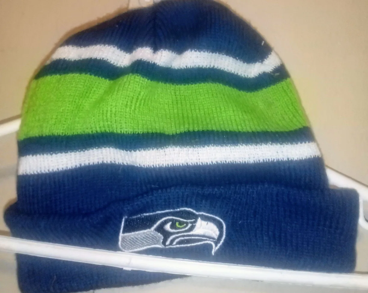 3 BEANIES thumbnail