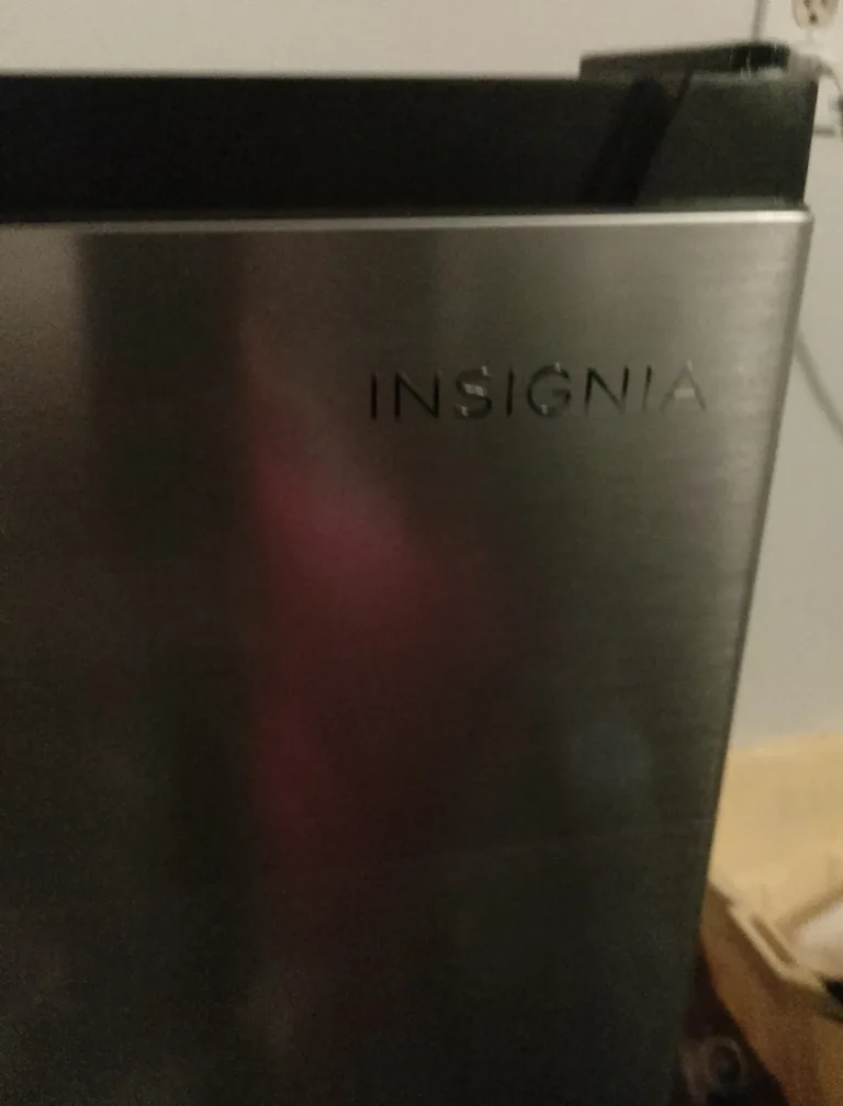AS NEW SMALL Refrigerator Insignia thumbnail