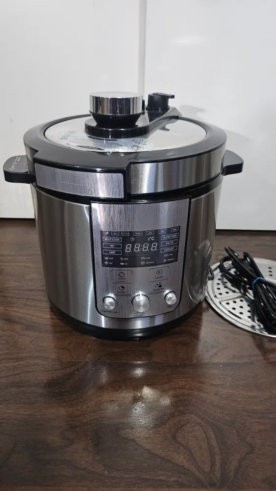 VBGK Pressure Cooker 6.3 Quart, 14-in-1 Electric Pressure Cooker thumbnail