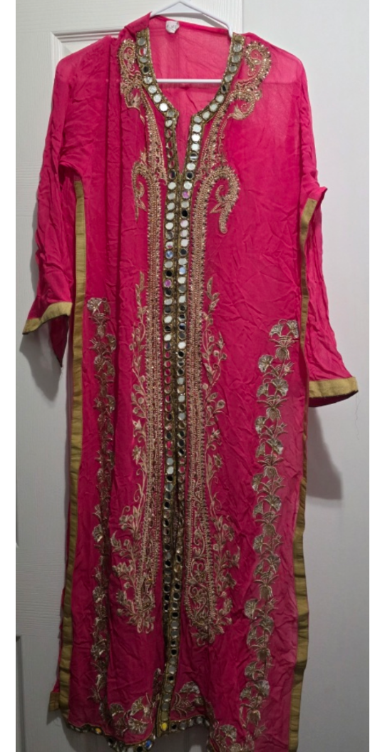 Gorgeous Women's Embroidered Dresses - photo 2
