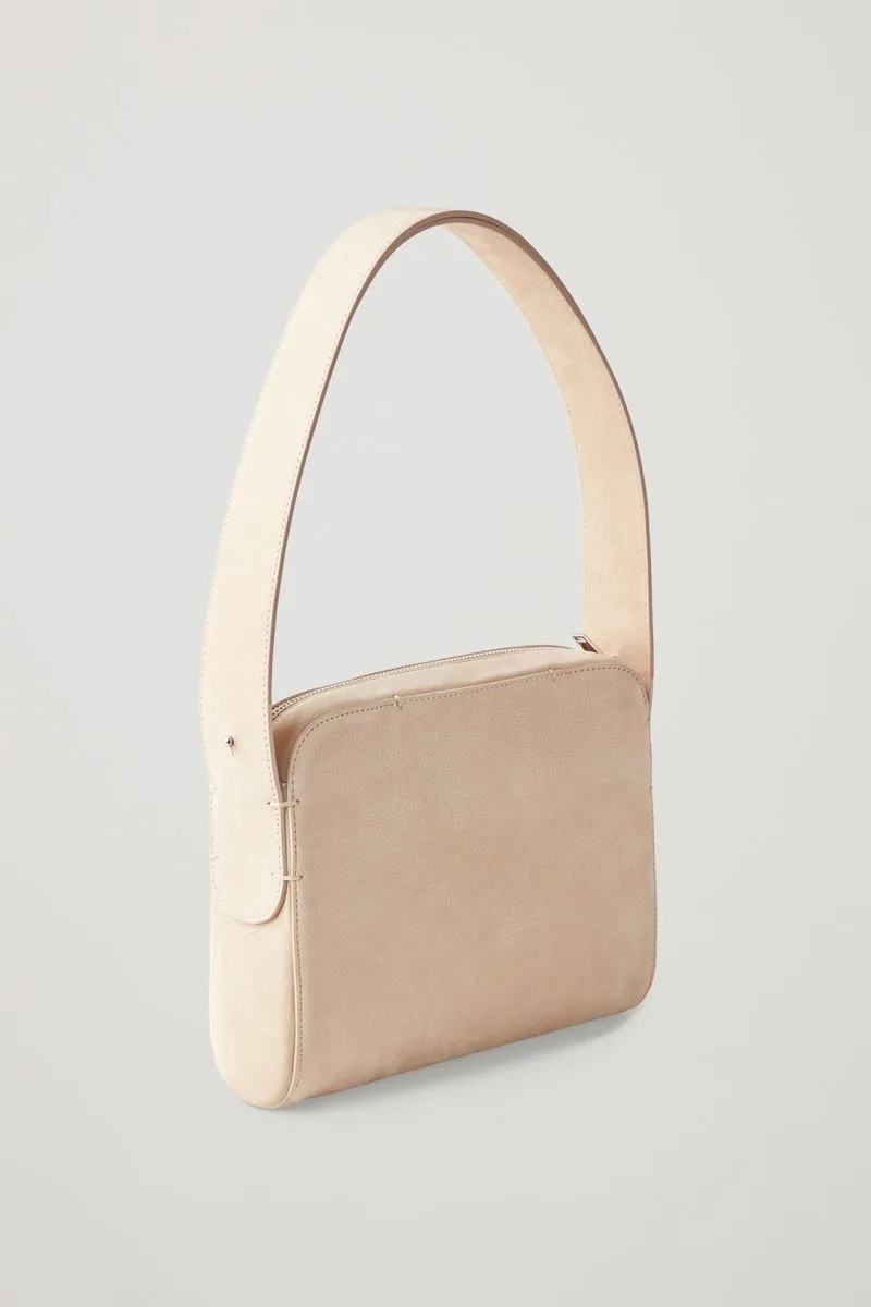 COS Beige Leather Shoulder Bag(suede) thumbnail