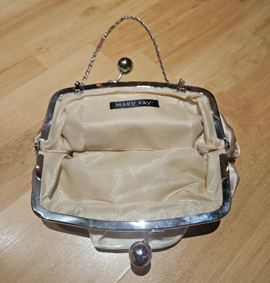 Mary Kay Clutch Handbag image indicator(2)