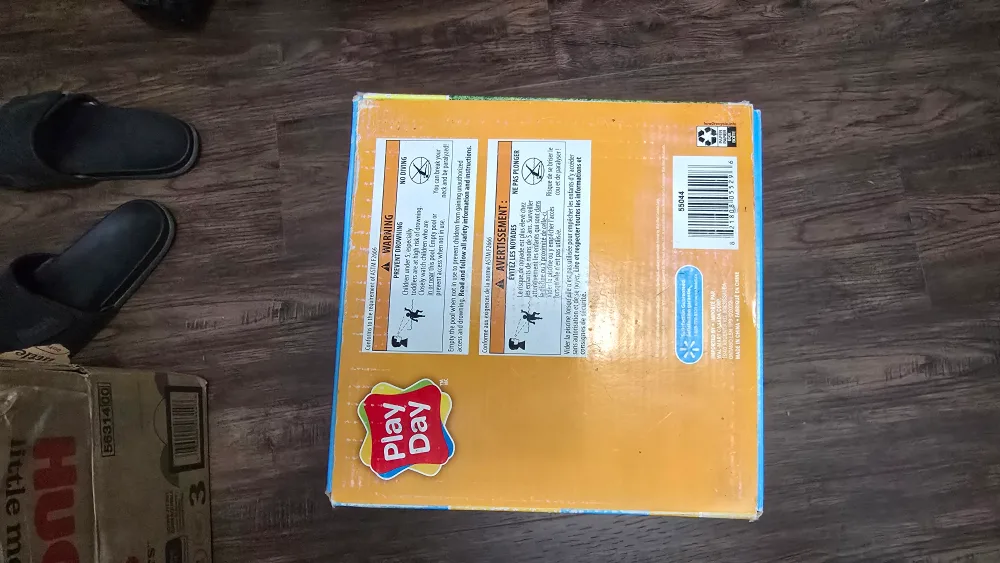 Play Day 8ft Round Inflatable Pool - New in Box! image indicator(2)