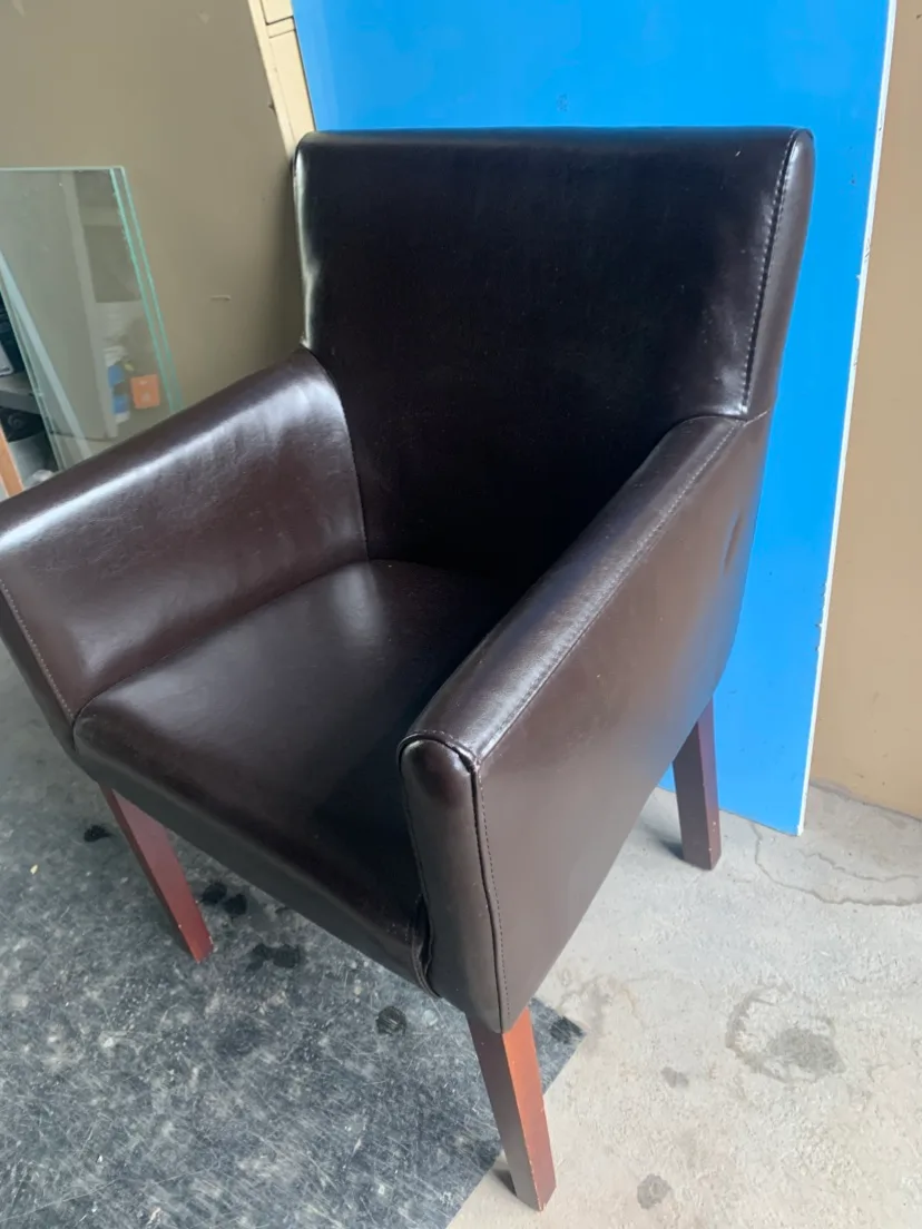 Faux leather chairs in good cond. image indicator(3)