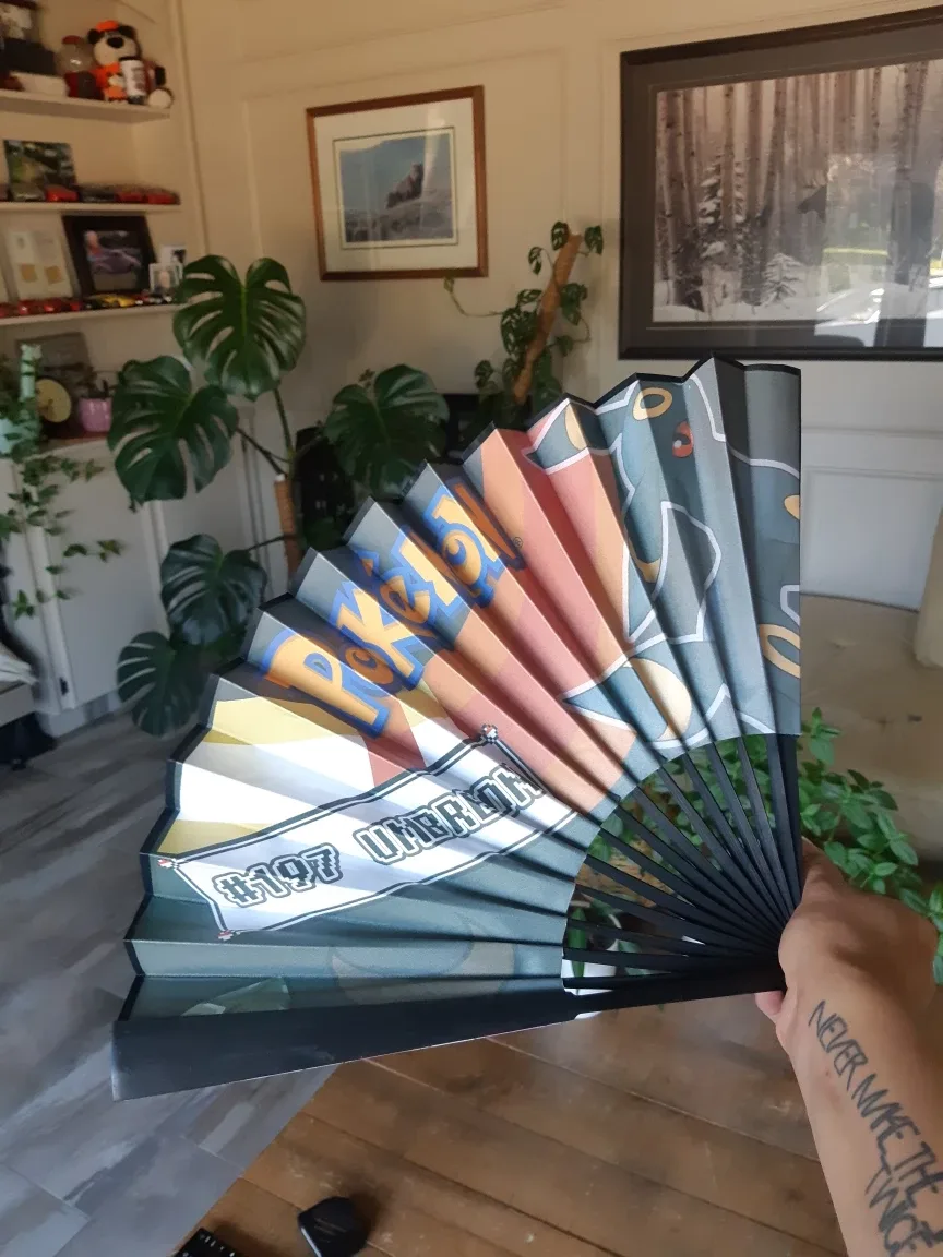 Japanese style foldable fan - Pokèmon themed thumbnail