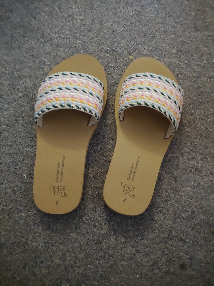 Time and Tru Sandals - Size 8 thumbnail