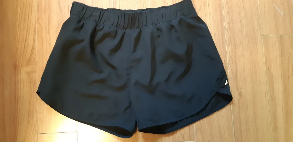 Girls Old Navy Shorts thumbnail
