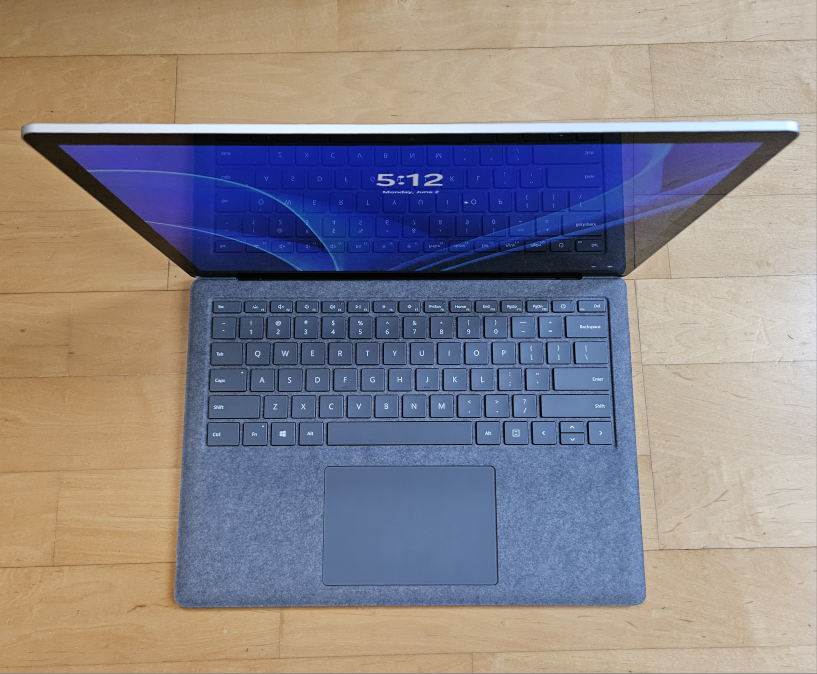 Surface Laptop 4 AMD Edition Ultrabook  like new