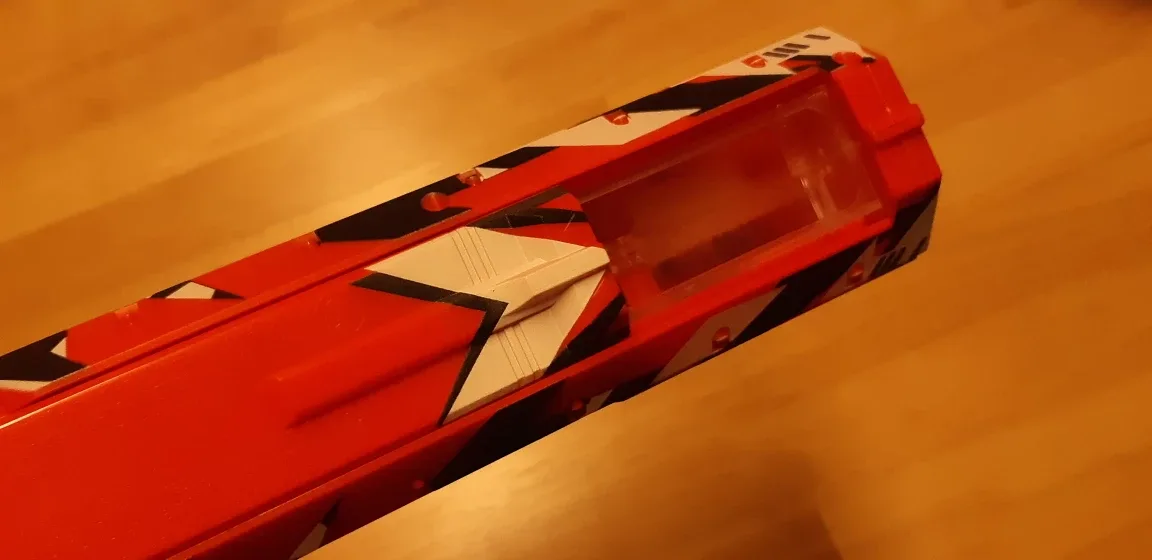 Zuru XShot Hyper Gel Clutch Blaster image indicator(3)