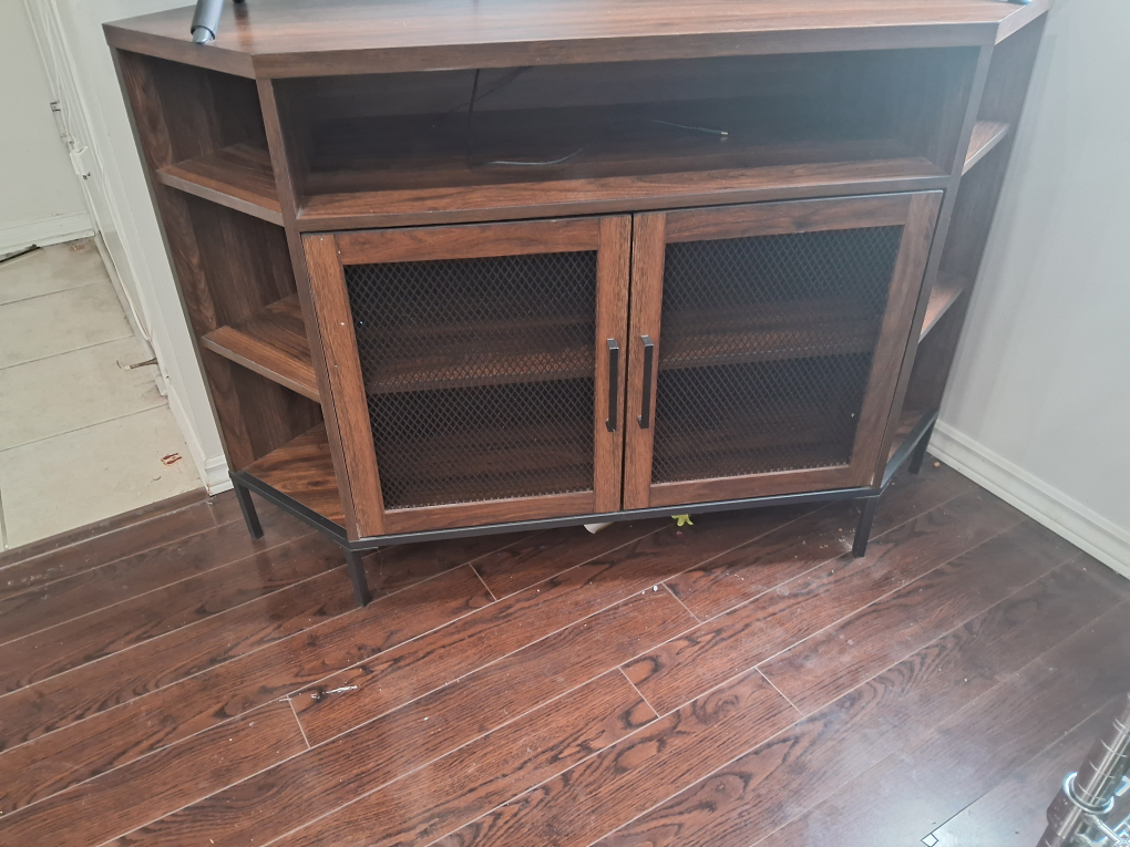 Corner TV Stand with Mesh Doors