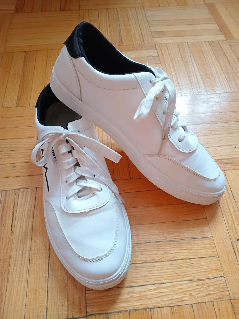 White Sneakers thumbnail