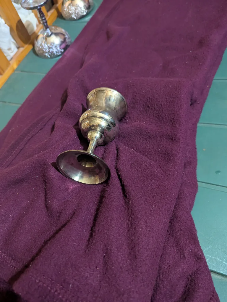 Vintage Chalice with the star of David etched on the side image indicator(4)