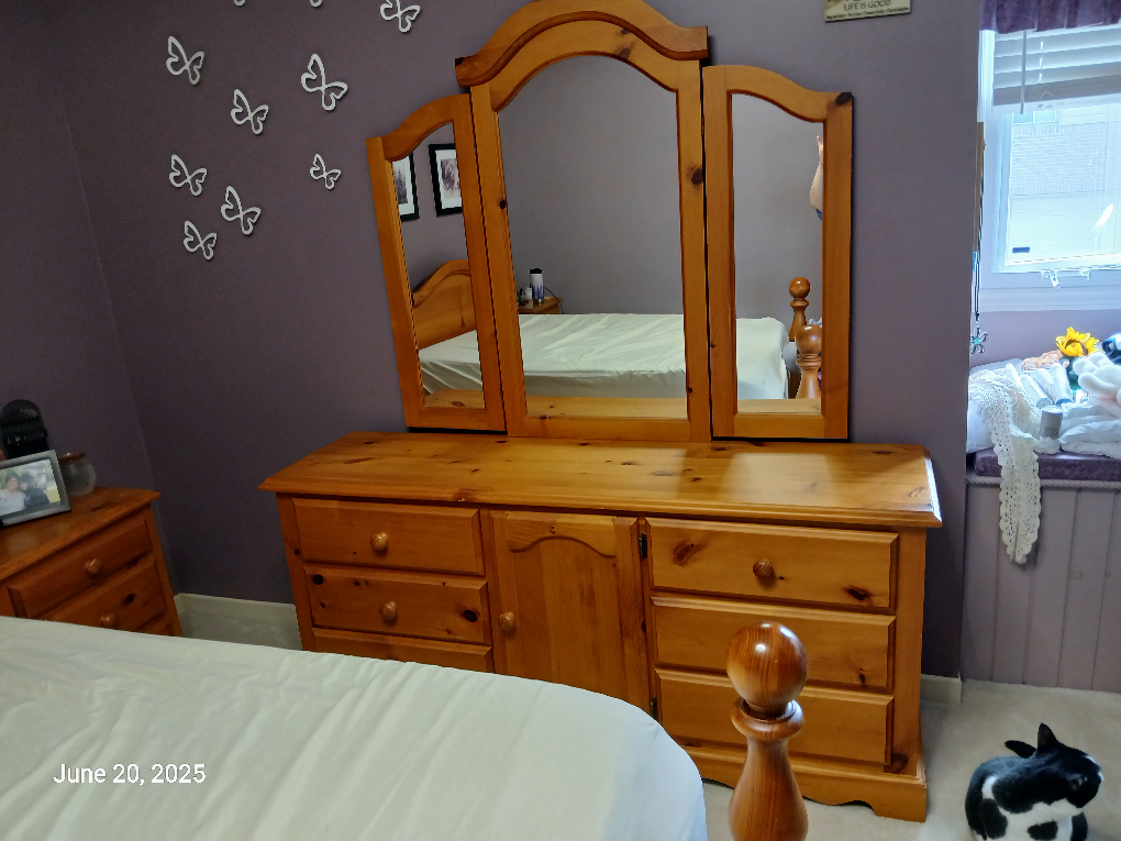Wood bedroom set.  Bed frame and dresser with Mirror. - photo 2
