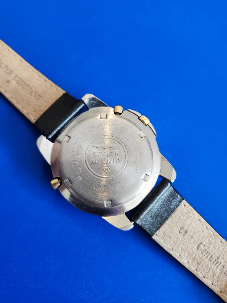 Sector Adv 1500 Watch image indicator(4)