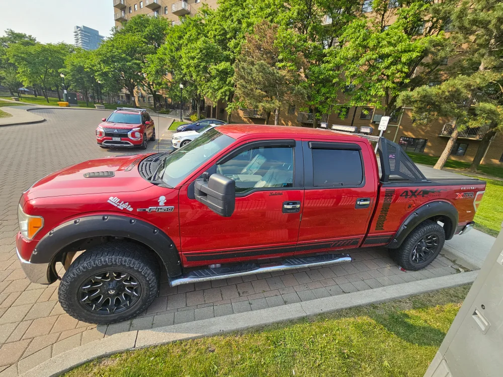 2011 Red Ford F-150 XTR Pickup Truck image indicator(4)