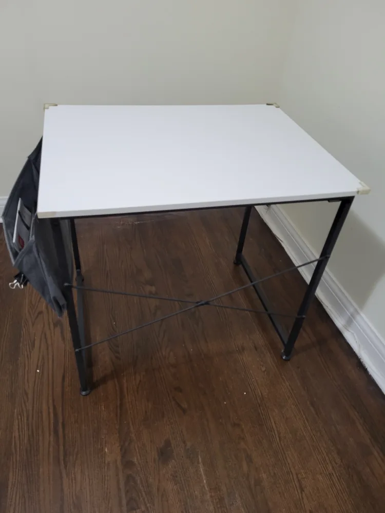 White Top Desk thumbnail