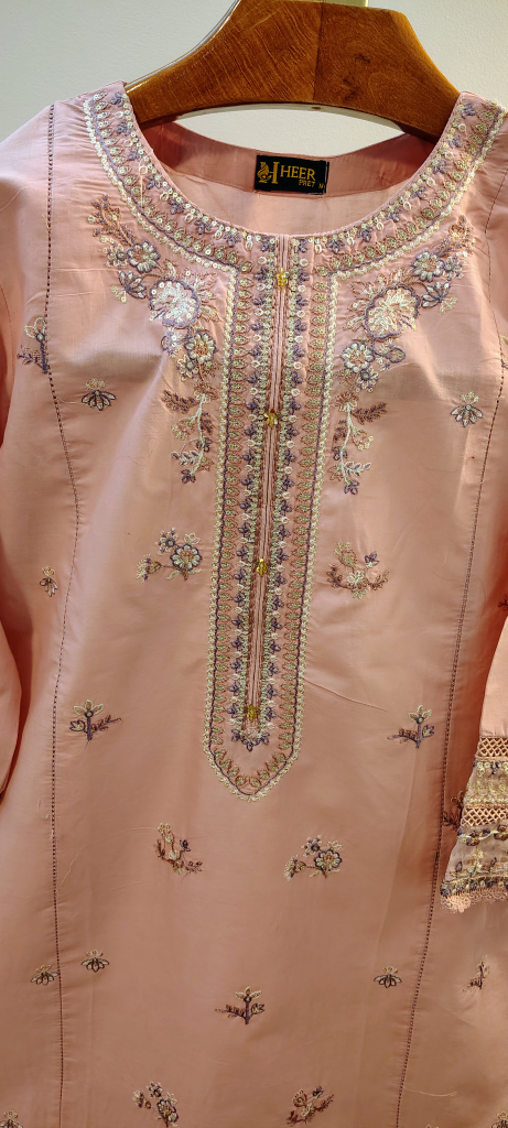 Pink Embroidered Kurti and trouser.blue kurta and trouser - photo 4