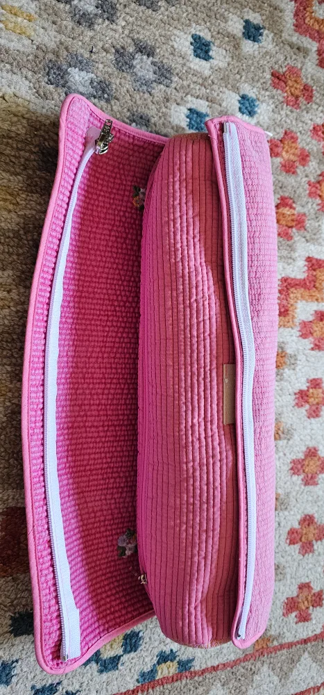 Pink Begozani Yoga Mat Bag thumbnail