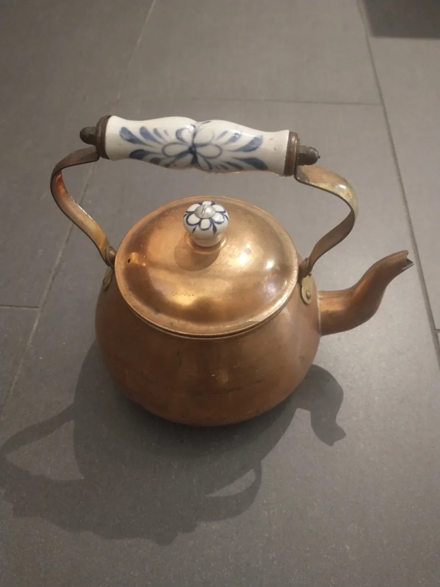 Vintage 1980's copper tea kettle/pot thumbnail