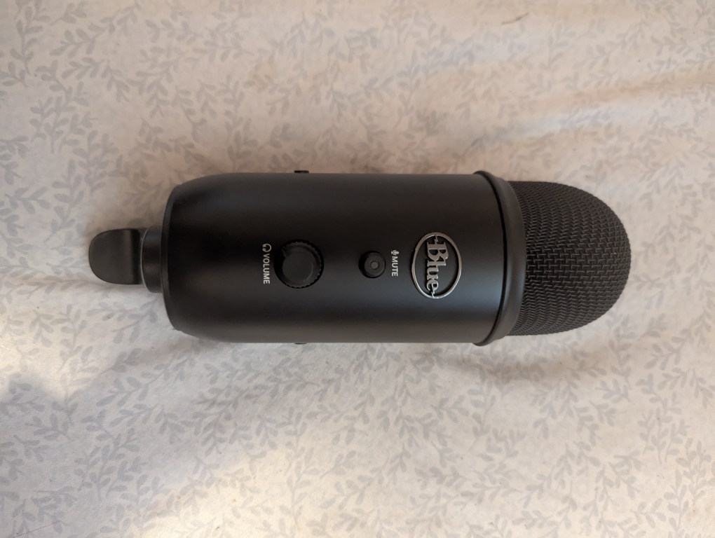 Blue Yeti Microphone Bundle