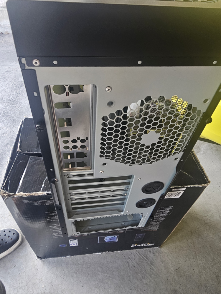 Antec Nine Hundred Advanced Gaming Case - photo 3