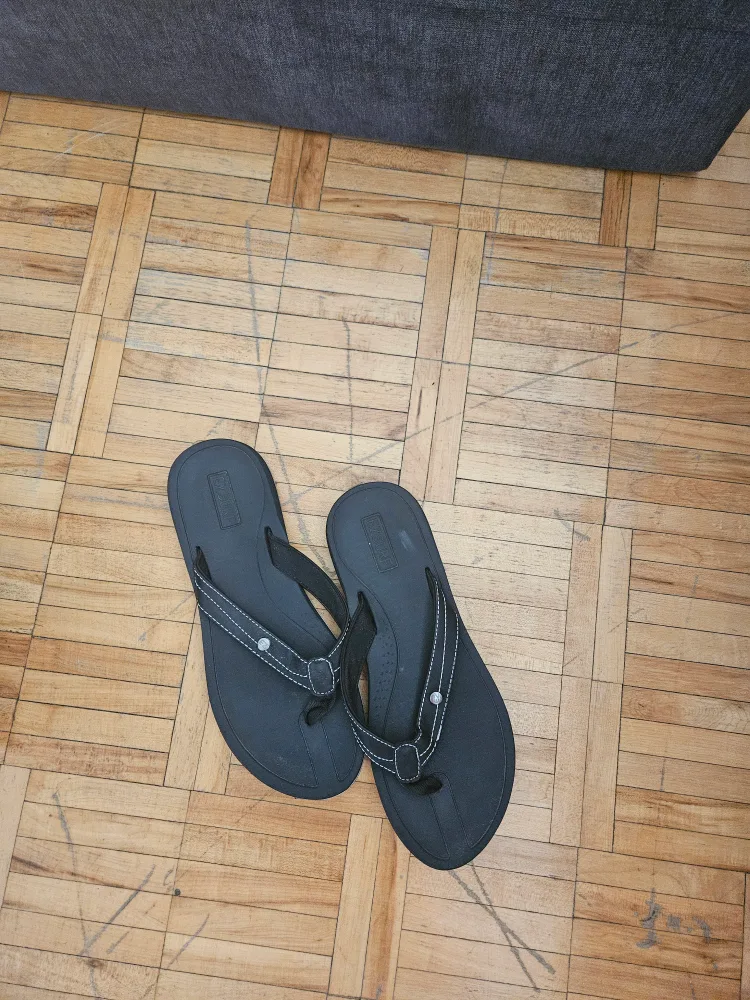 Black Flip-Flops thumbnail