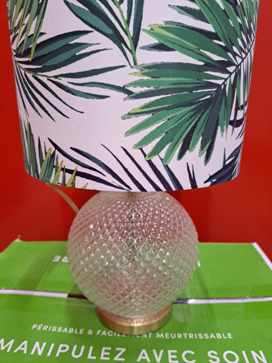 Decorative Lamp with Tropical Shade - photo 2