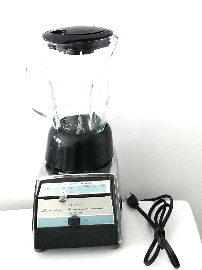 Sears Lady Kenmore 600 Eight Speed Blender image indicator(2)