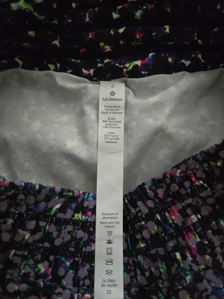 Lululemon Seawheeze SquatStrong Shorts image indicator(7)