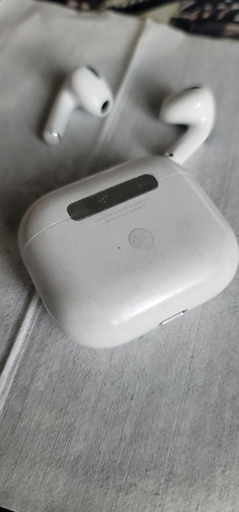 Apple AirPods 3 - photo 3