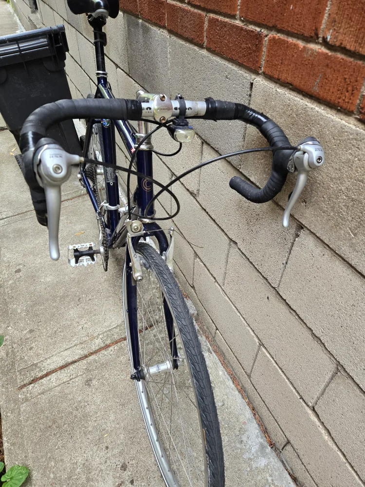 Cannondale Road Bike image indicator(5)